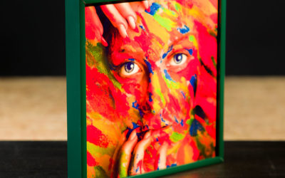 תמונה עם מסגרת אלומיניום